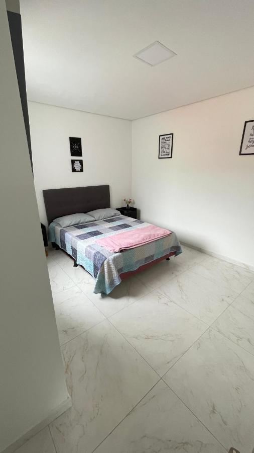 Lindo Apartamento Com 2 Quartos Prox Ao Jardim Botanico E Aeroporto Κουριτίμπα Εξωτερικό φωτογραφία